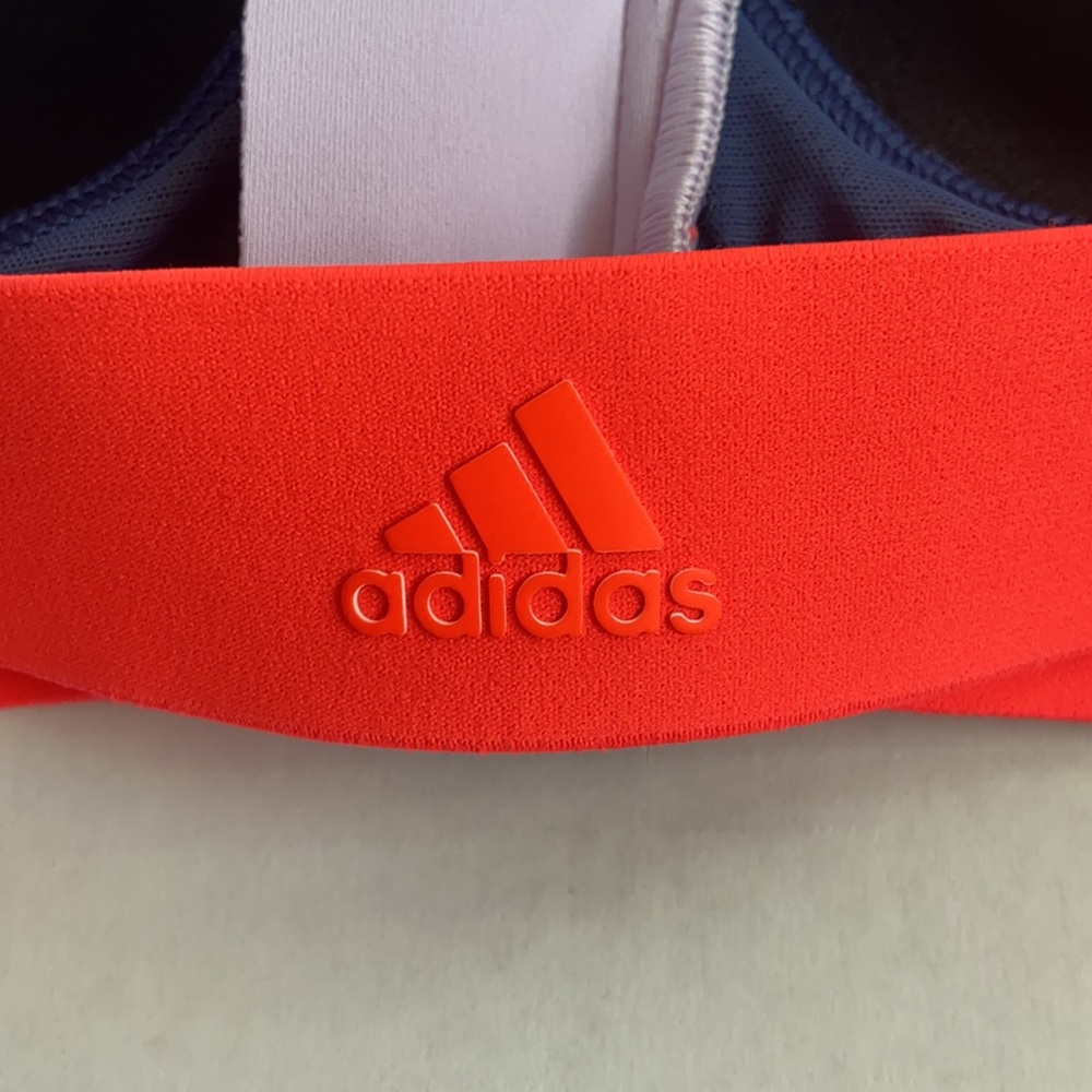 NWT ADIDAS Ladies Size 32A Bathing Suit Top Only. No Bottoms. Machine Wash. - Picture 4 of 8